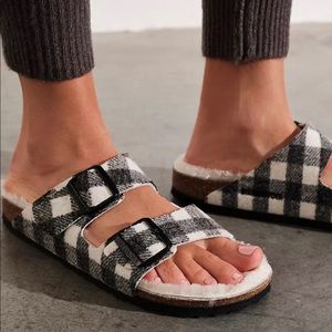 Birkenstock buffalo check size 39